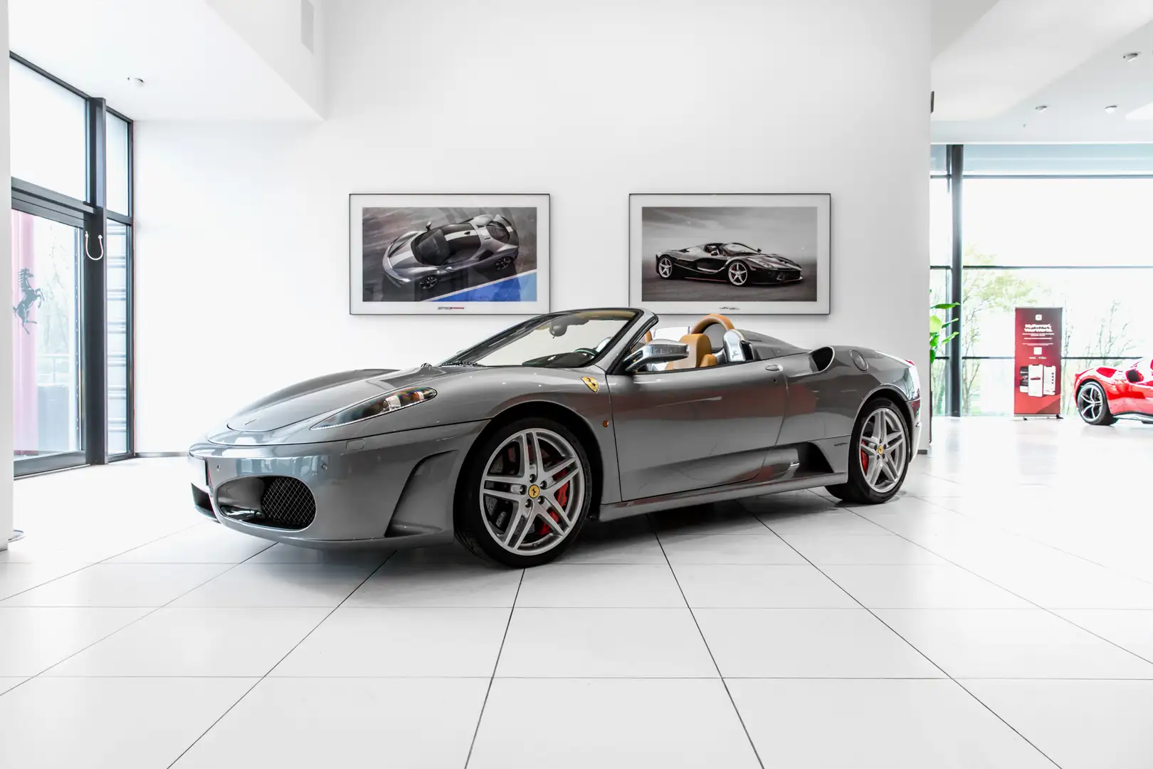 Ferrari F430 Spider F1 ~Ferrari Munsterhuis~ Šedá - 2