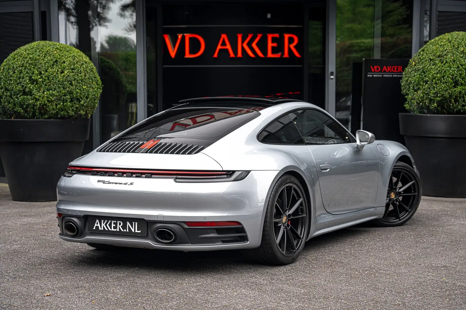 Porsche 992 992 4S Sportdesign | 4Wielsturing | Glas Dak | Spo Gris - 2