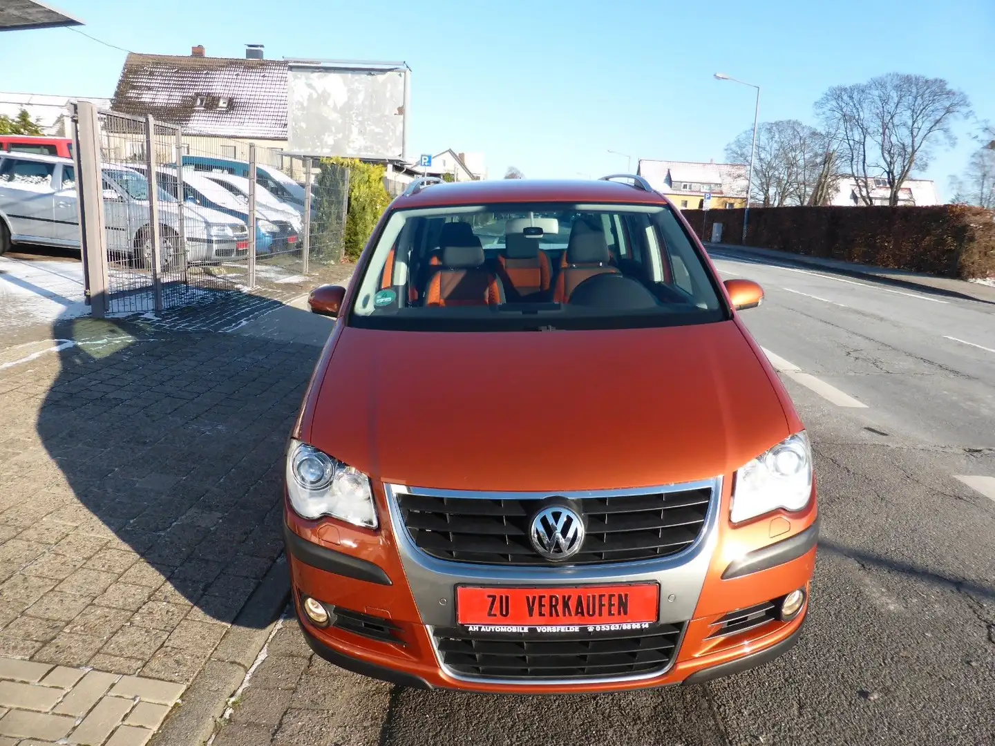Volkswagen Touran Cross  2,0 TDI Xenon,Klimatr.,AHK,Standh. Rojo - 2