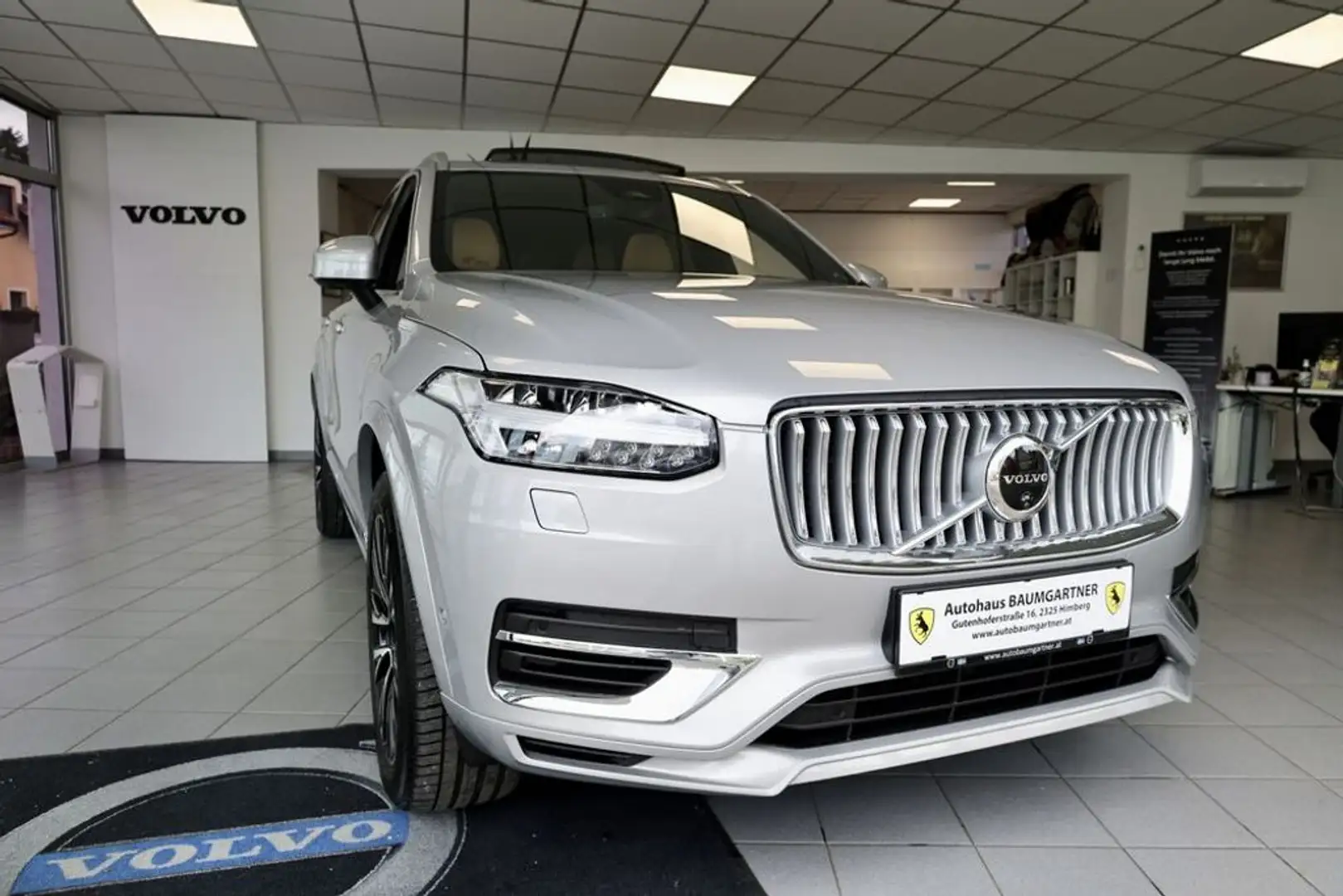 Volvo XC90 T8 eAWD Plug-In Hybrid Ultra Bright Argent - 2