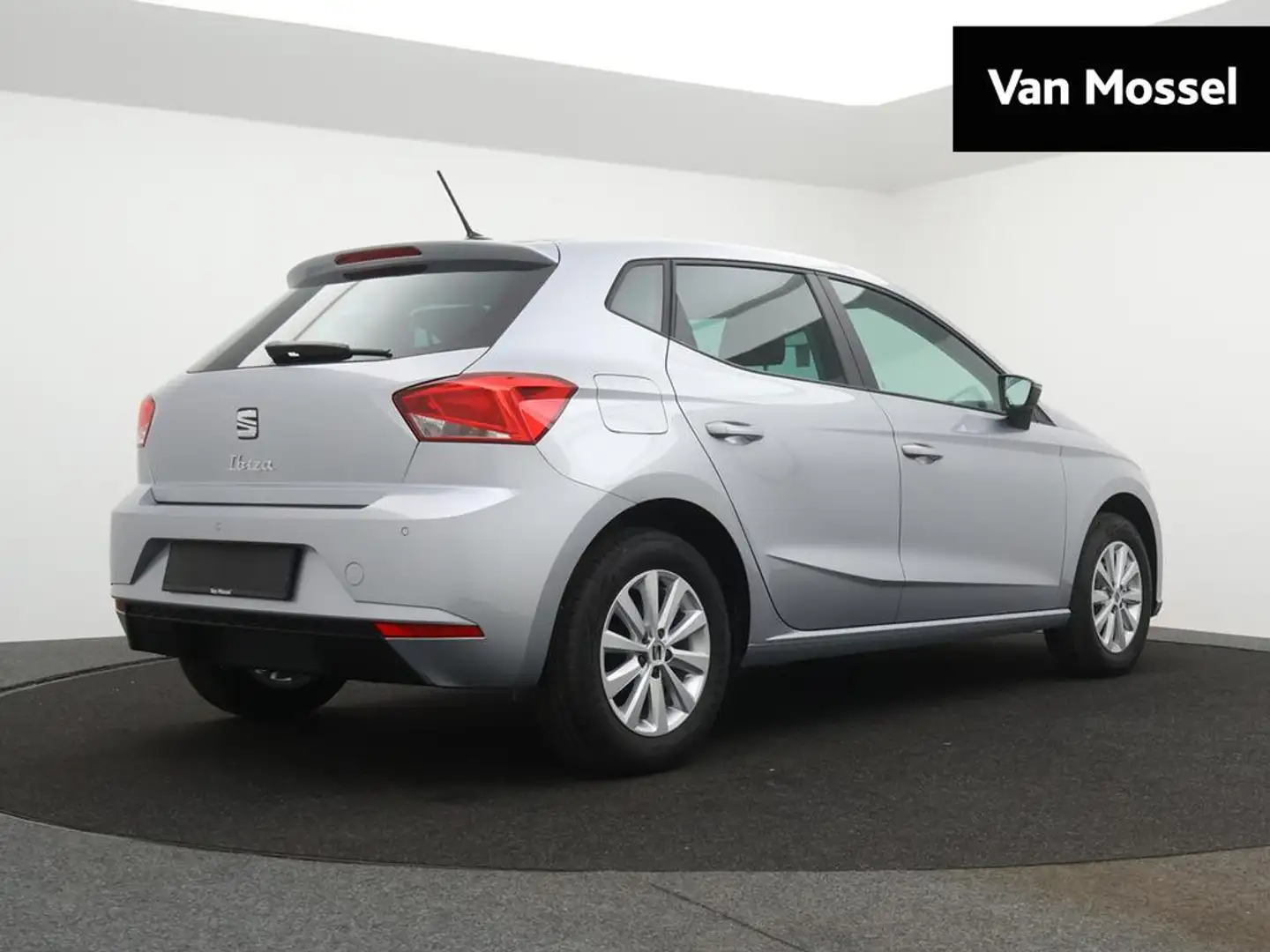 SEAT Ibiza 1.0 TSI STYLE 5T 70 DI6 5G / DEMO Argent - 2