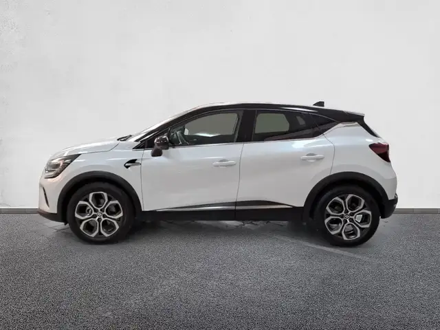 Renault Captur view 4