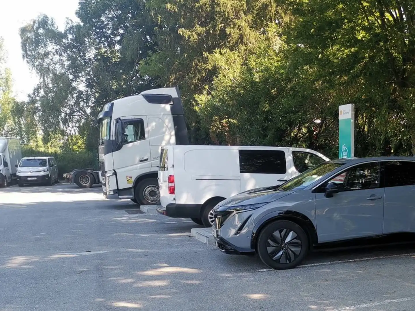 Nissan Ariya 87 kWh Evolve (+32 483 99 01 46) Ezüst - 2