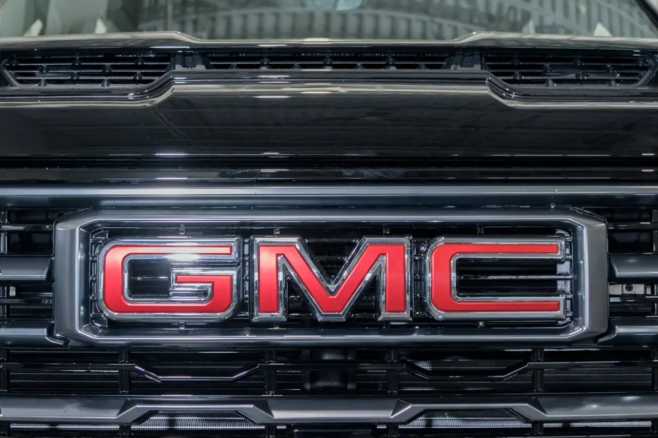 GMC Sierra 2500HD снимка GMC Sierra 2500HD
