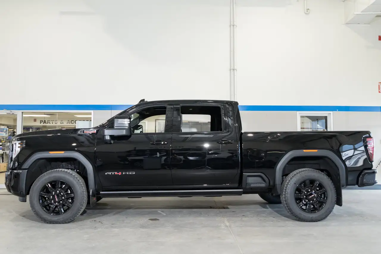 GMC Sierra 2500HD снимка GMC Sierra 2500HD