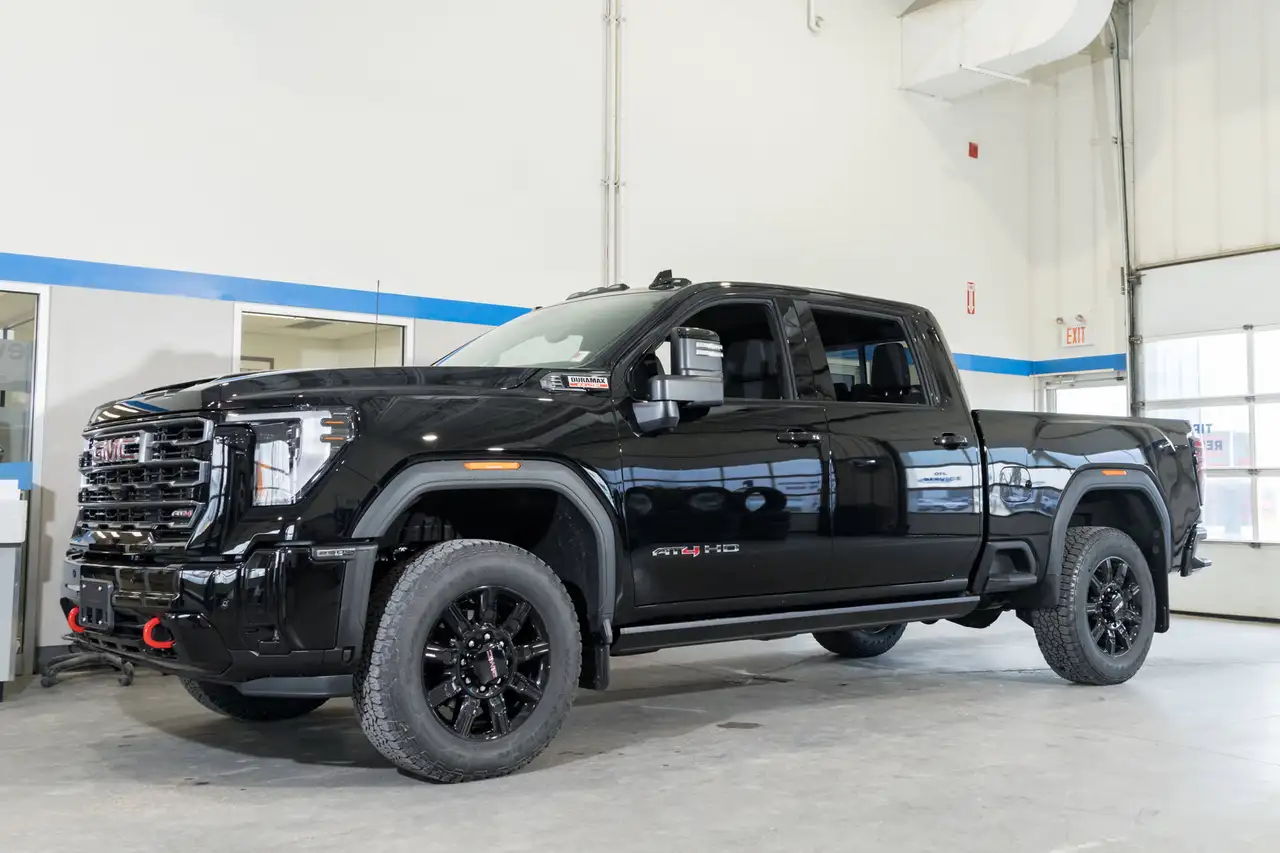 GMC Sierra 2500HD снимка GMC Sierra 2500HD