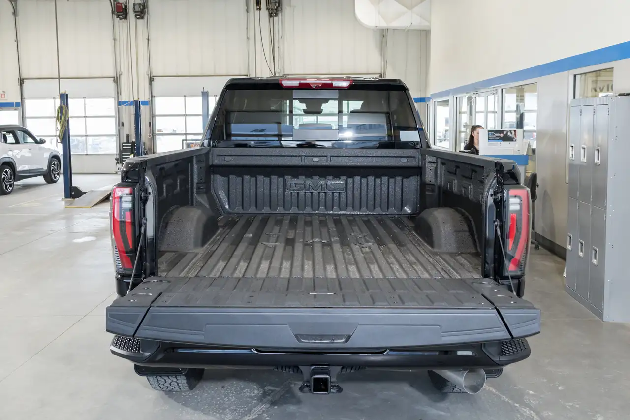 GMC Sierra 2500HD снимка GMC Sierra 2500HD
