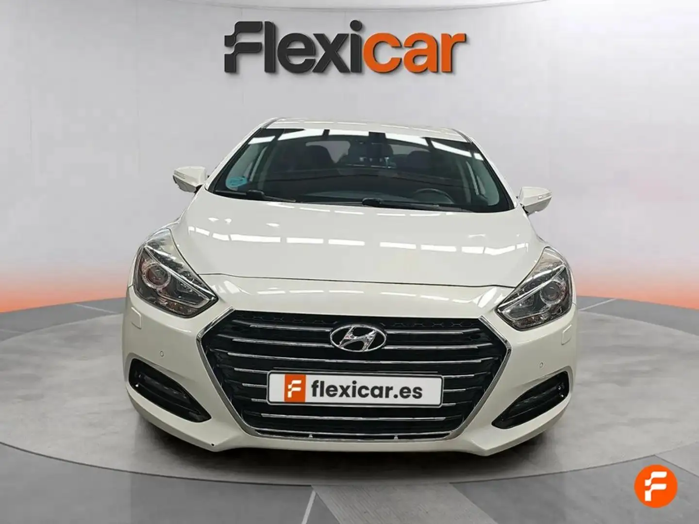 Hyundai i40 1.7CRDI Bluedrive Essence Blanco - 2