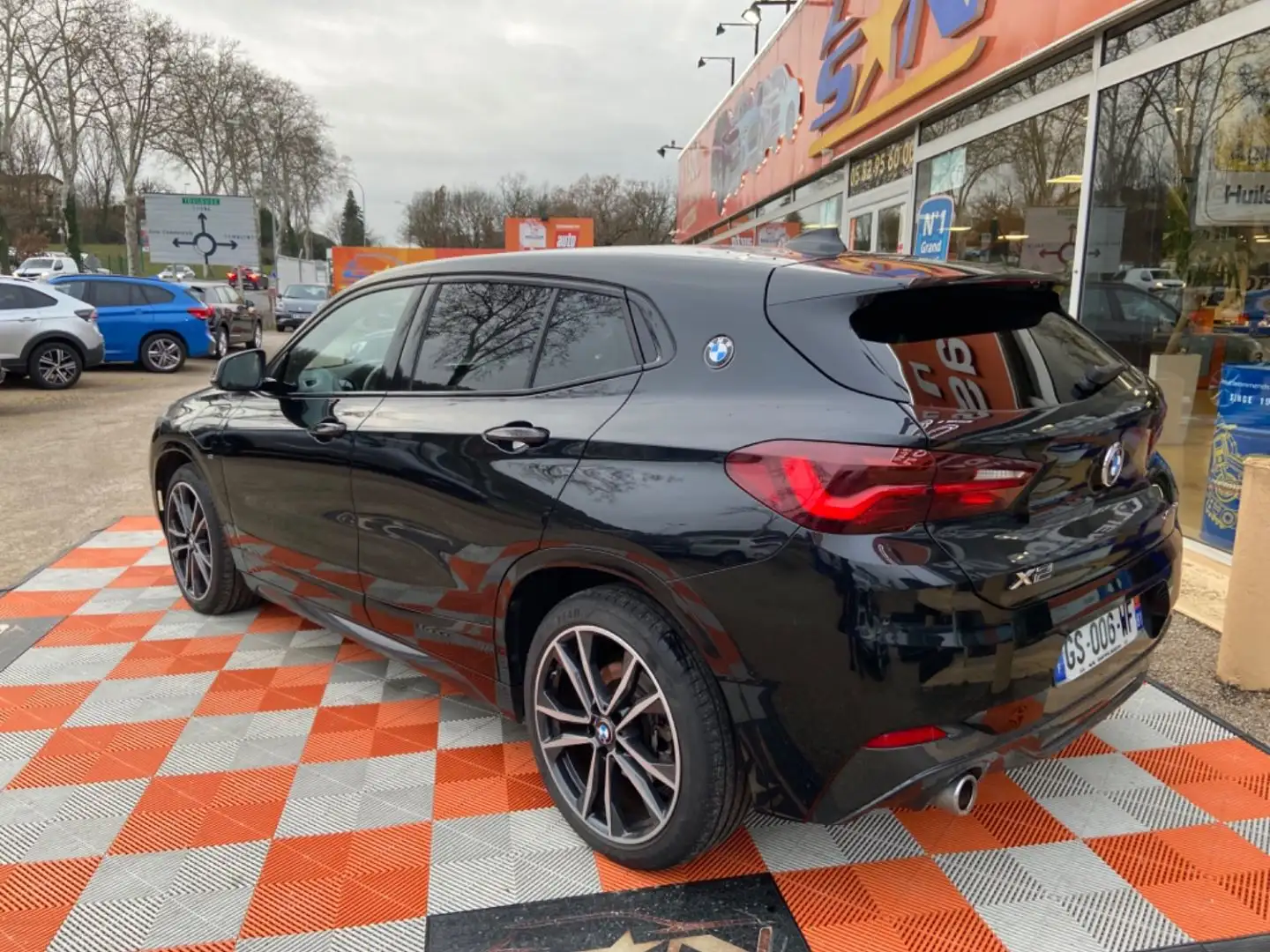 BMW X2 (F48) XDRIVE 25E HYBRID 220 BVA M SPORT GPS Caméra Noir - 2