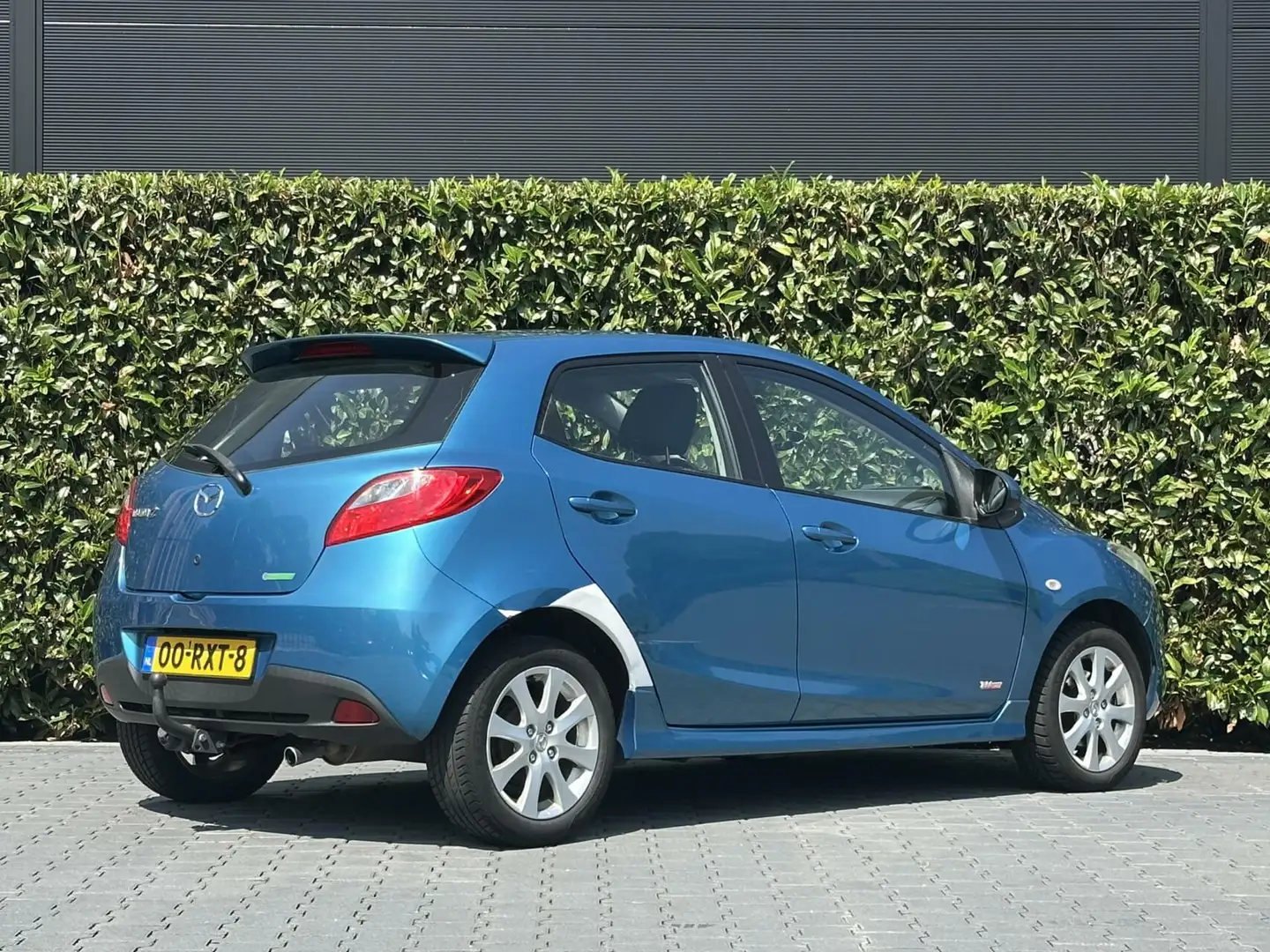 Mazda 2 1.3 GT-M Line, NL AUTO, NAP LOGISCH, ECC-AIRCO, ST Blauw - 2