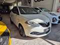Lancia Ypsilon Ypsilon III 2015 1.2 Silver ecochic Gpl 69cv Biały - thumbnail 4