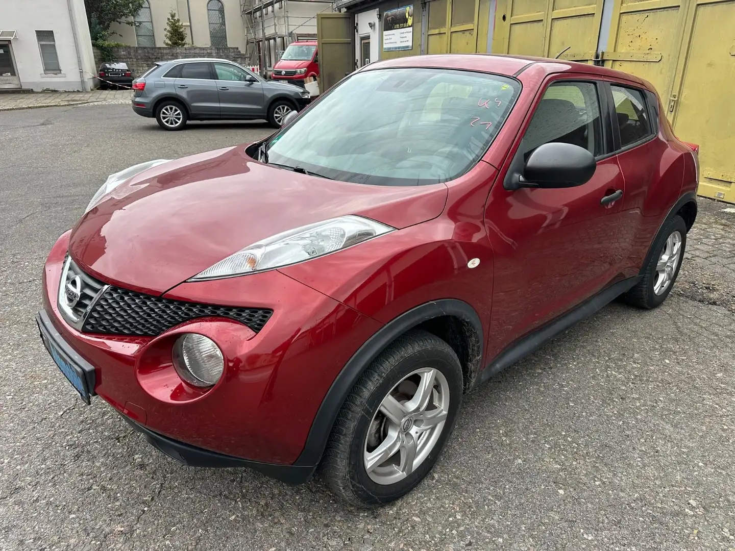 Nissan Juke Visia 1. Hand TOP Rot - 2