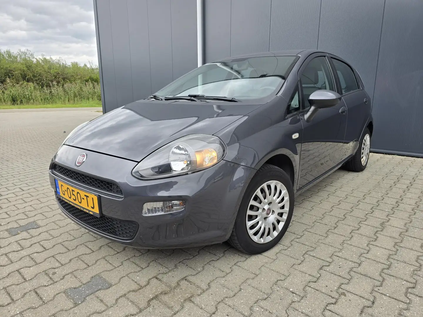 Fiat Punto Evo 1.4-16V Dynamique Luxe Gris - 2
