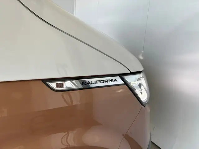 Volkswagen T6.1 California VW T6.1 California Coast TDI 4MOTION Ansicht 8