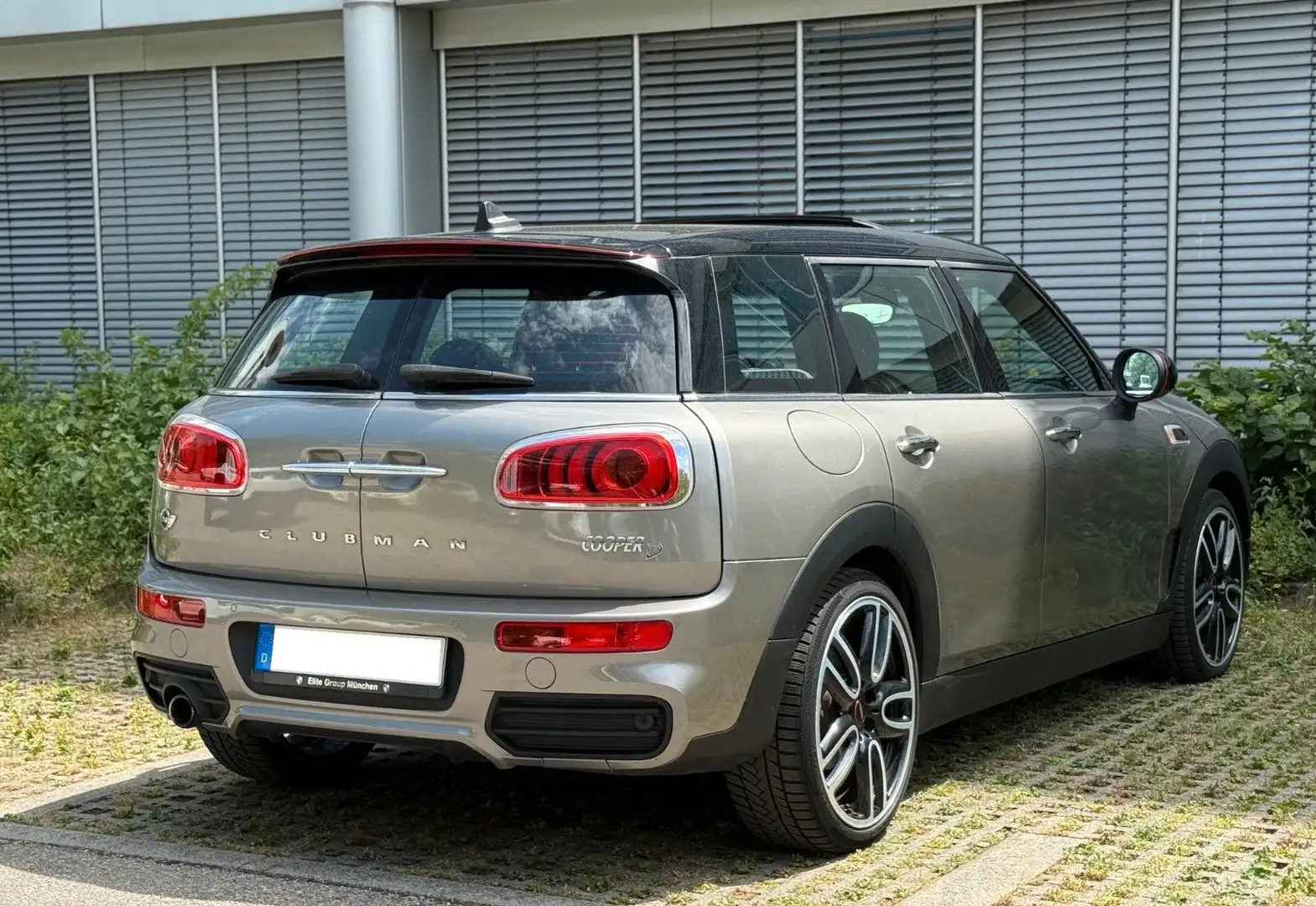 MINI Cooper D Clubman 2.0d*JCW*H&K*netto 14.874€ Silber - 2