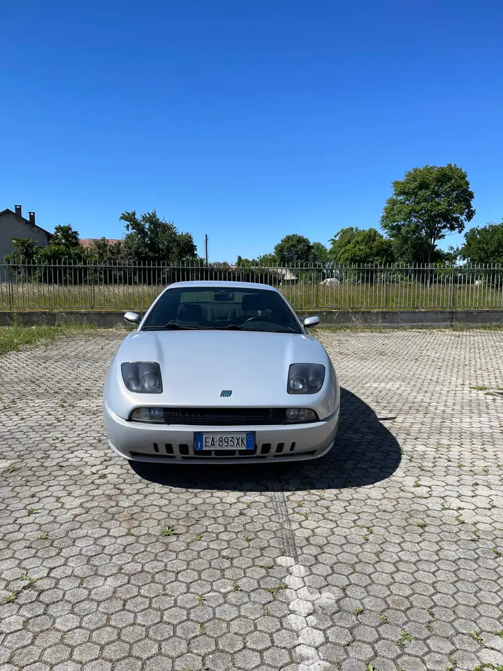Fiat Coupe 2.0 20v, foto 1