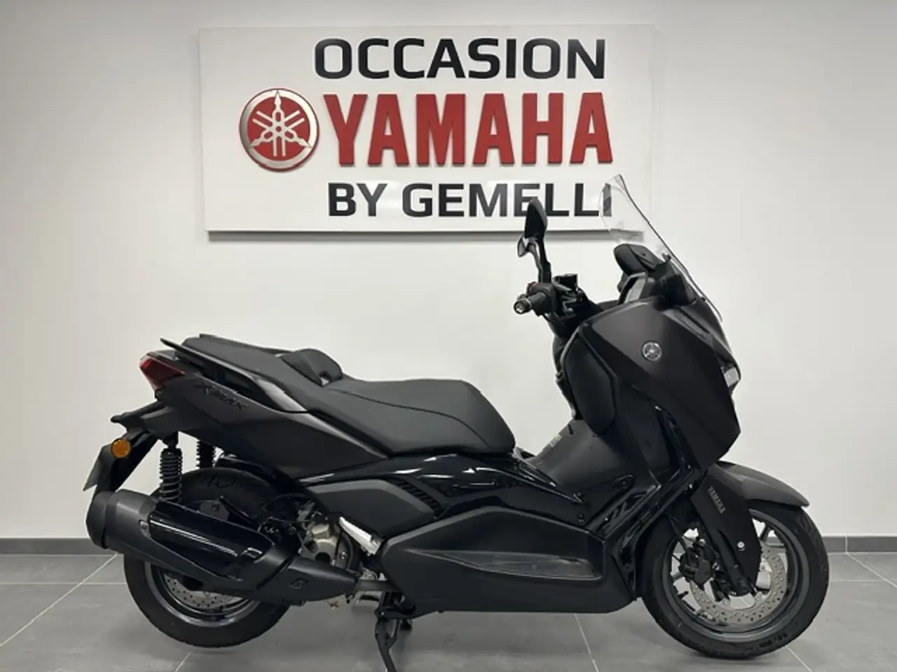 Yamaha X-Max 300