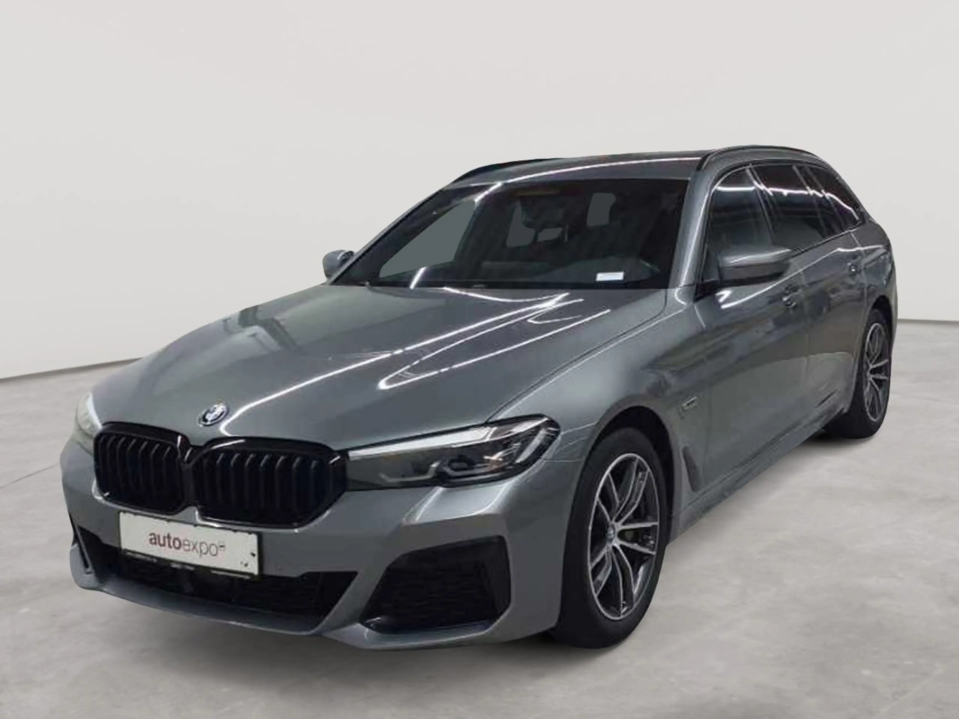 BMW 530 530e Touring Aut. M Sport AHK H&K Leder — photo 2
