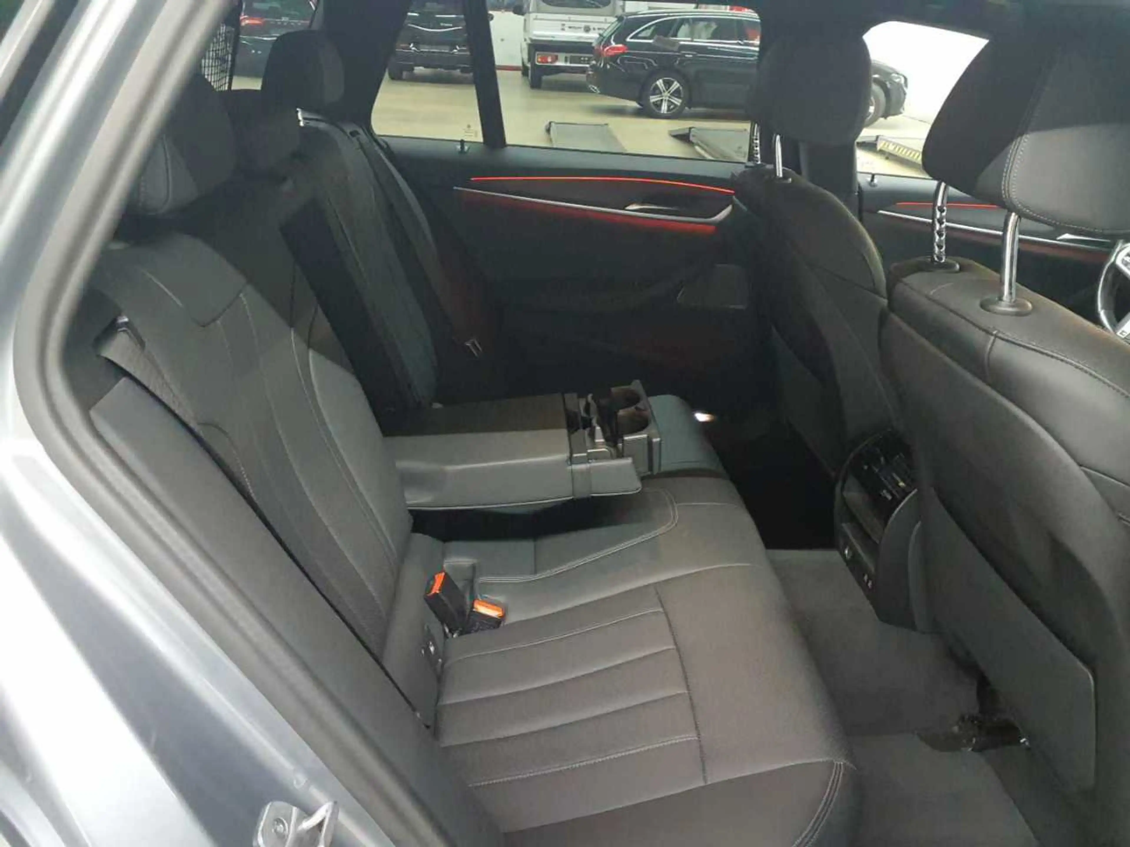 BMW 530 530e Touring Aut. M Sport AHK H&K Leder — photo 13