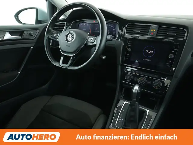 Volkswagen Golf view 13