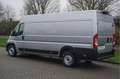 Fiat Ducato Maxi 35 2.2 180PK L4H2 EAT8 AUT BPM VRIJ!! Clima, Zilver - thumbnail 3