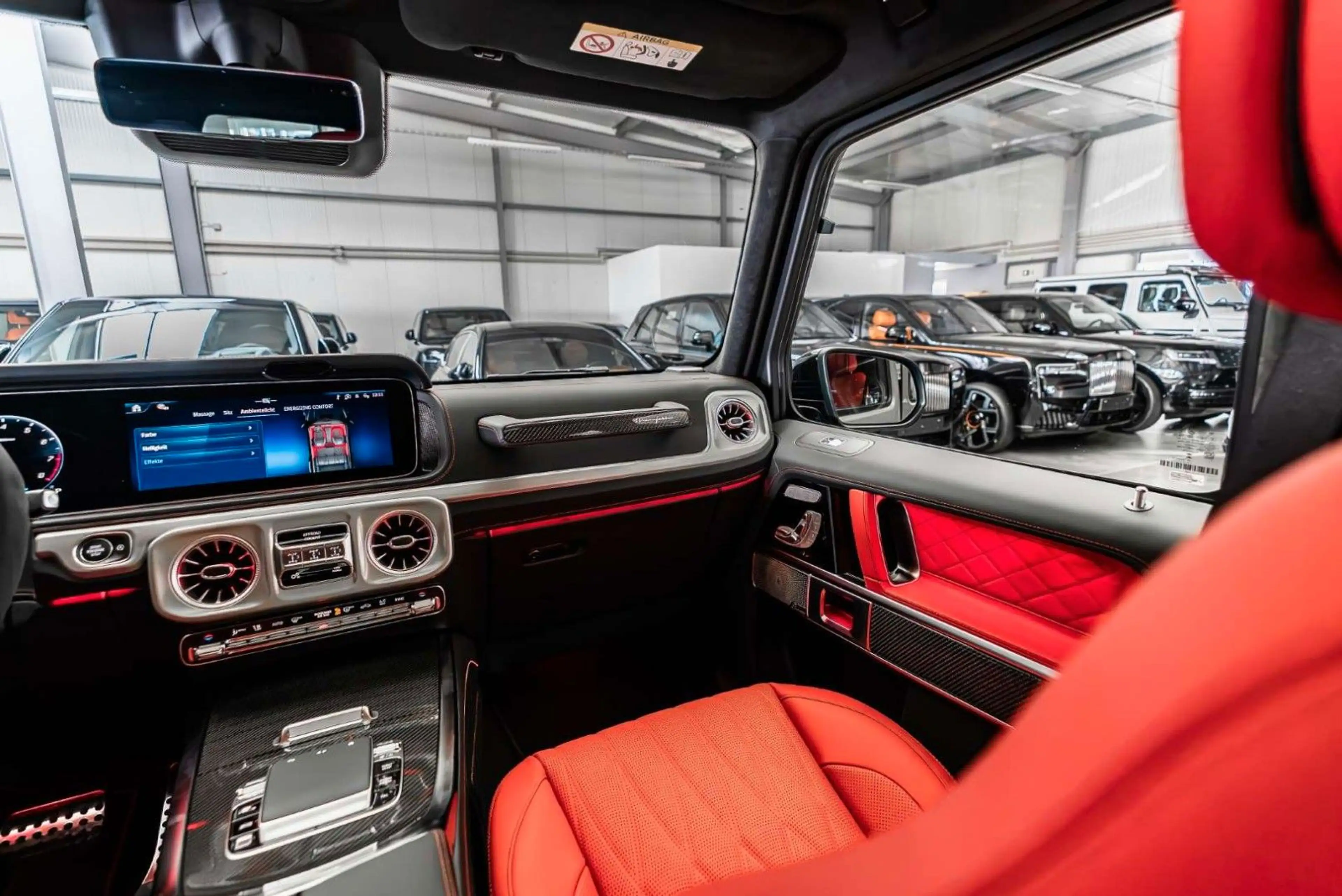 Mercedes-Benz G 63 AMG / Superior Line / A22 / MY 2027 — photo 3