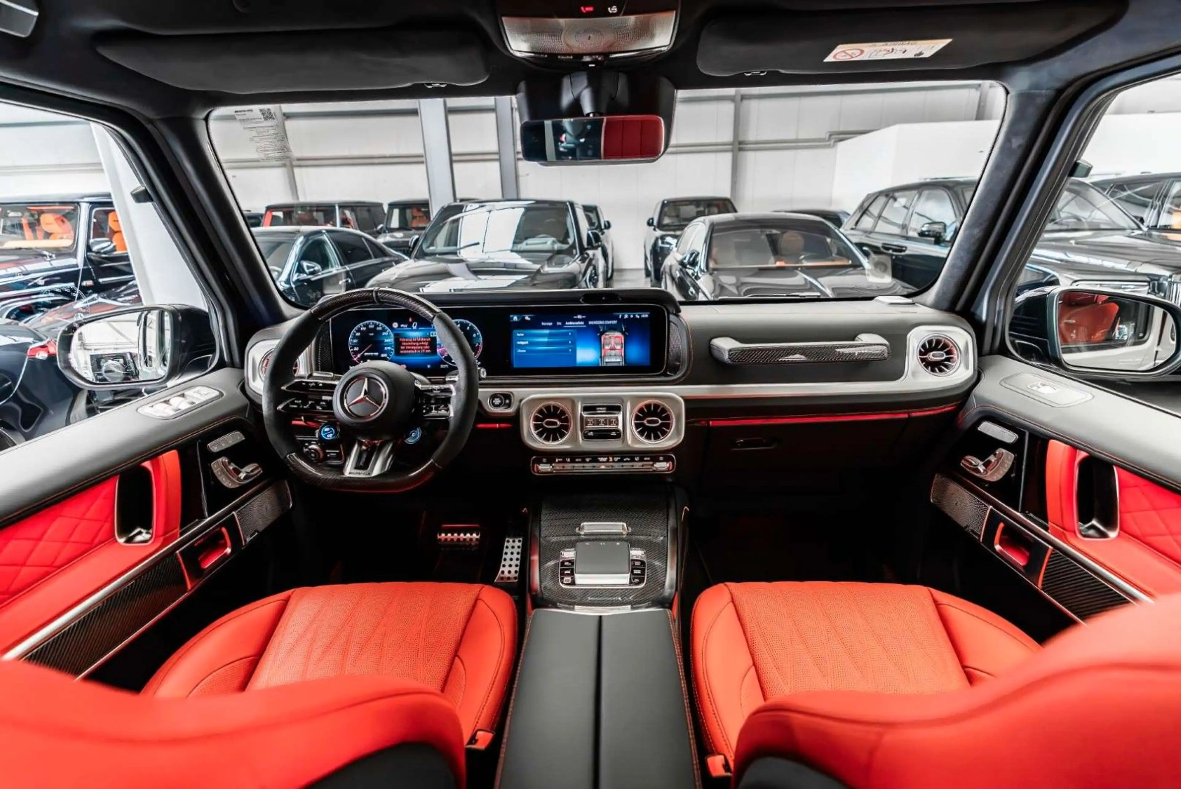Mercedes-Benz G 63 AMG / Superior Line / A22 / MY 2027 — photo 2