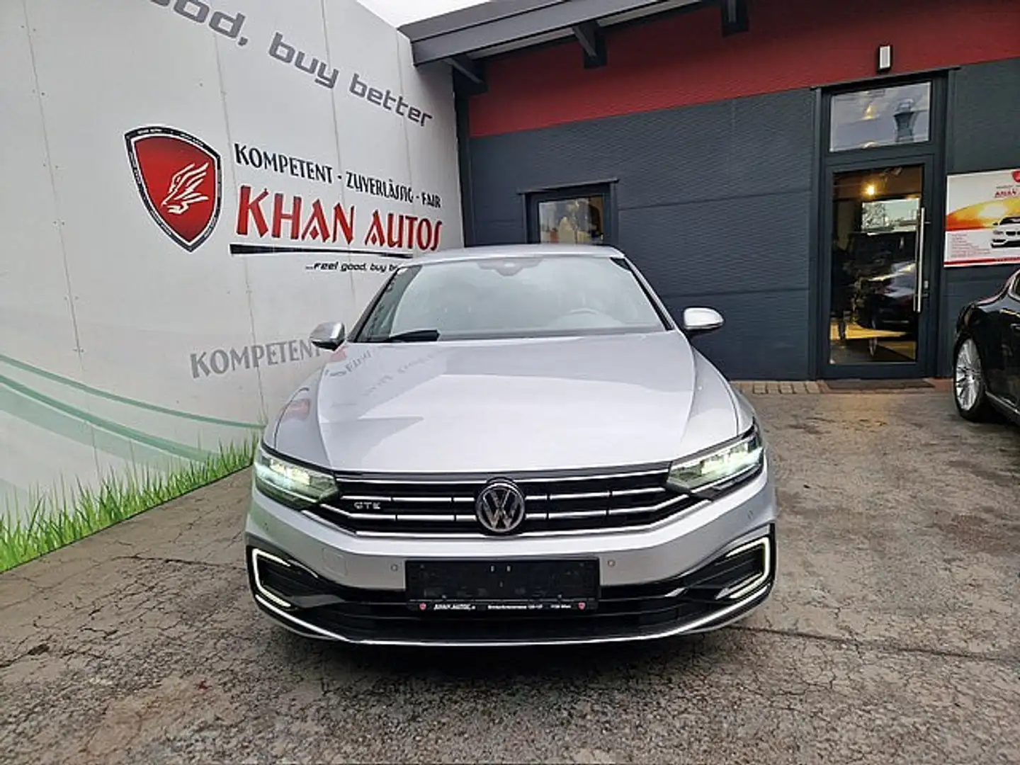 Volkswagen Passat GTE 1,4 TSI eHybrid GTE DSG *Navi*LED*BT* Silber - 2