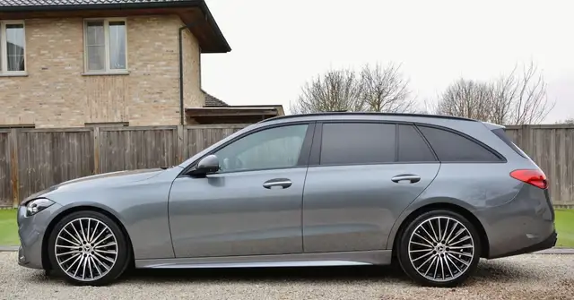 Mercedes-Benz C 180 AMG 9G-Tronic"MATRIX-GPS-LEDER-PANODAK-360°CAMERA"