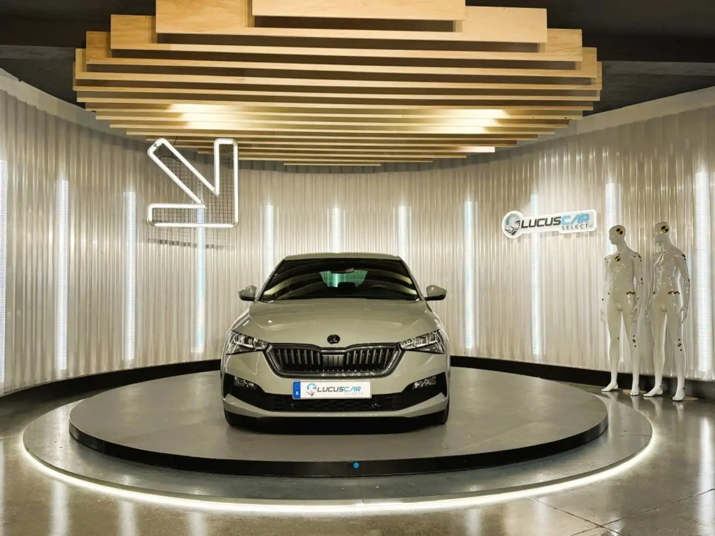 Skoda Scala 1.0 TSI Sport DSG 81kW Grigio - 2