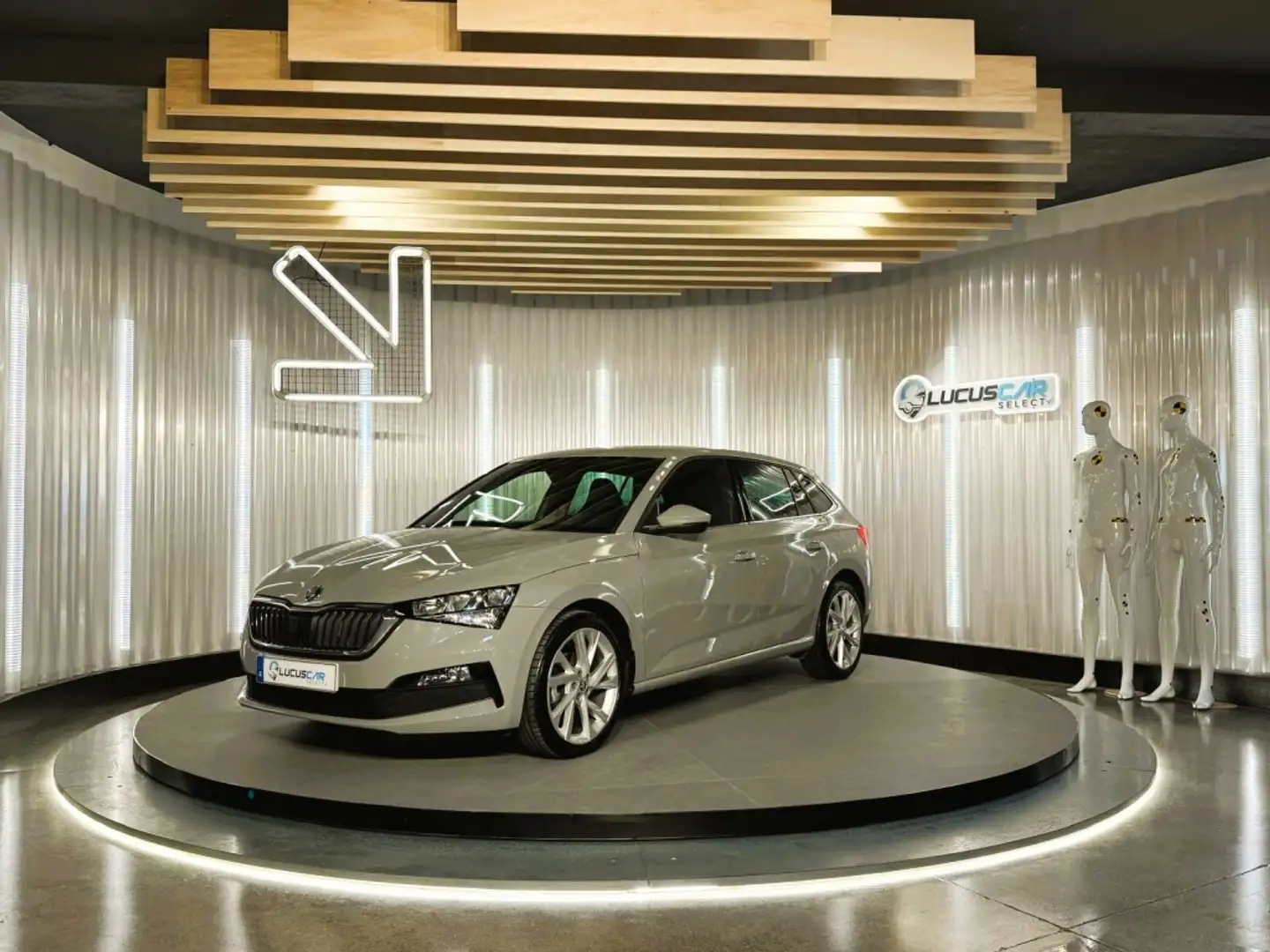 Skoda Scala 1.0 TSI Sport DSG 81kW Grigio - 1