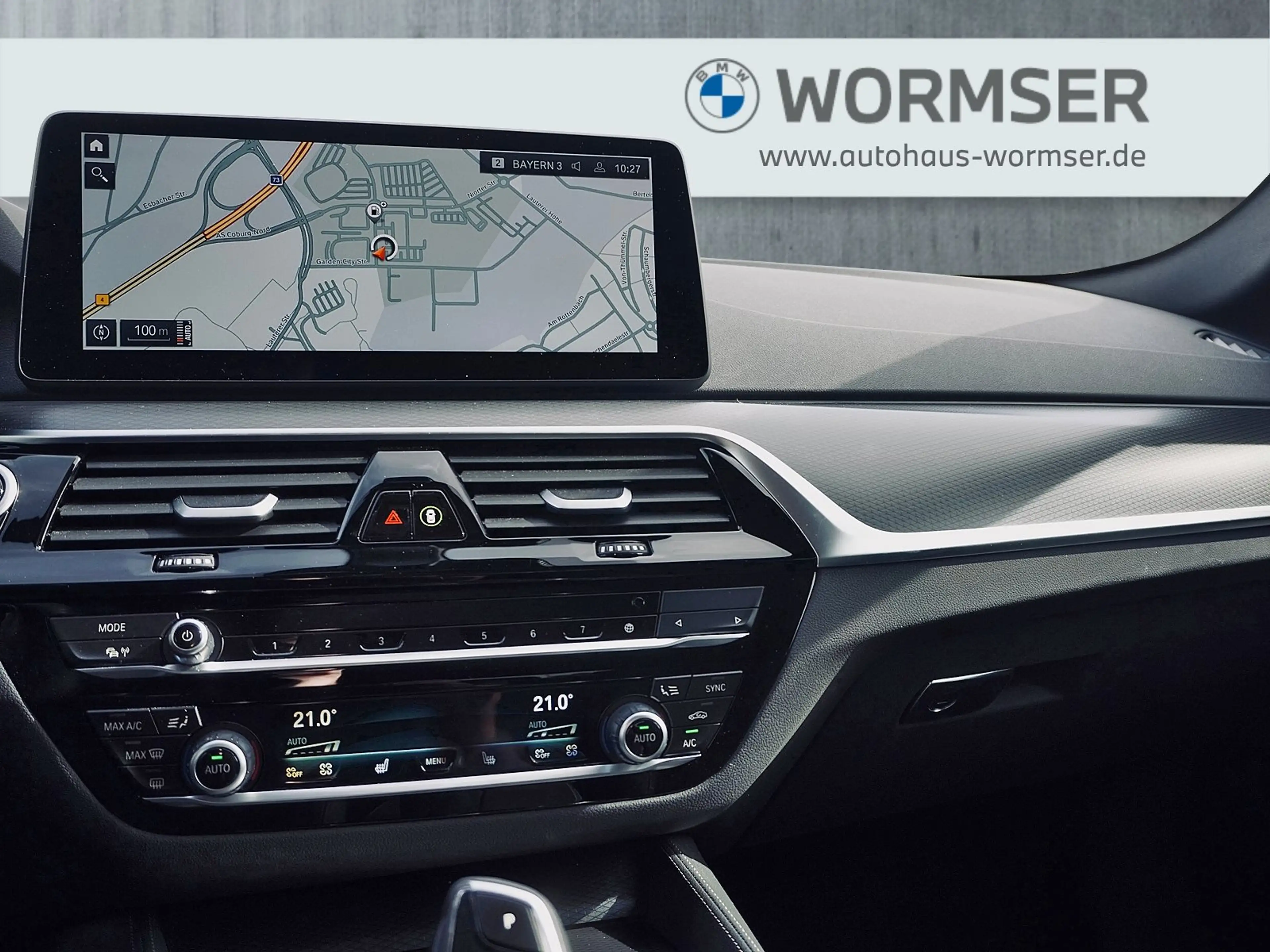 BMW 540 i xDrive Limousine — photo 8