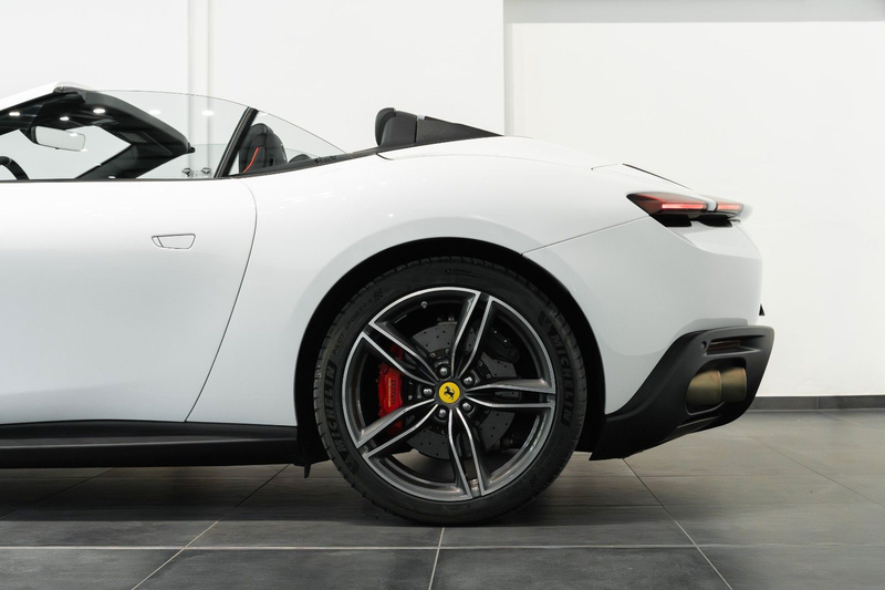 Ferrari Roma Spider Top Zustand Folie ADAS — photo 10