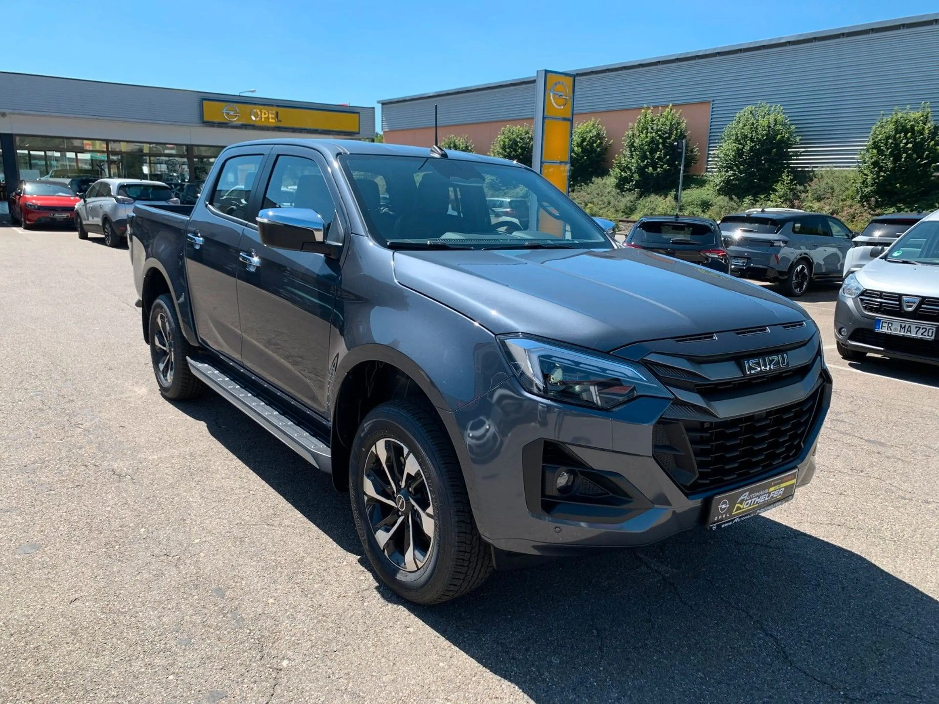 Isuzu D-Max Double Cab 4WD LSE 2.2 8 AT Lagerwagen — photo 4
