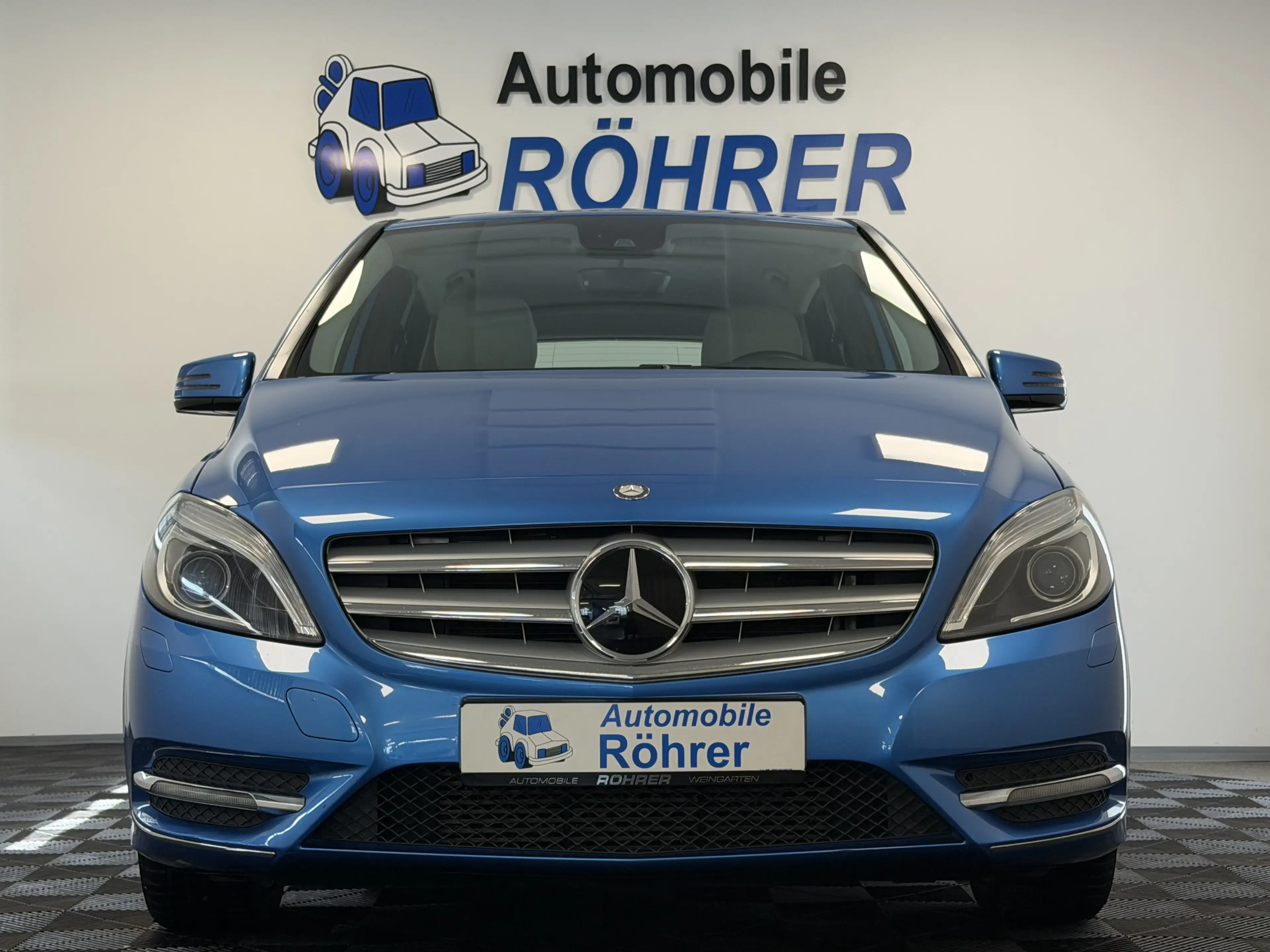 Mercedes-Benz B 250 BlueEff. Aut. Leder Kamera Bi-Xenon Distr+ — photo 3