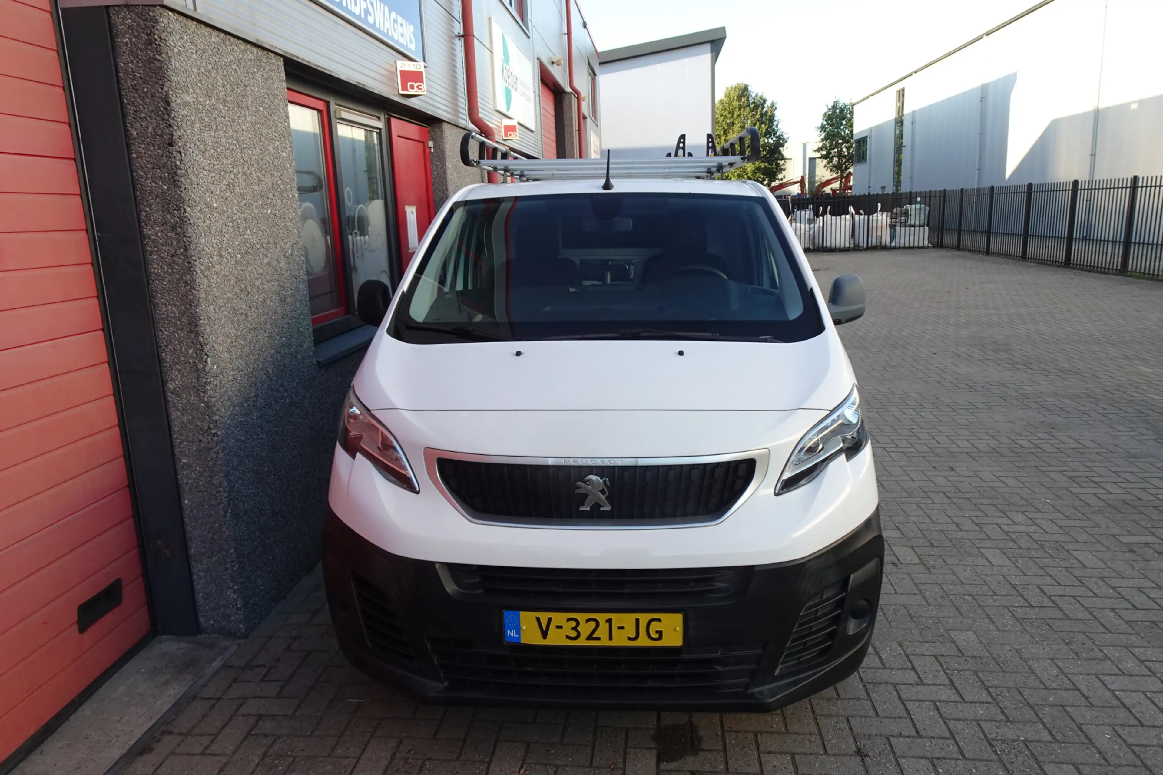 Peugeot Expert 226S 1.6 BlueHDI 95 Premium met imperiaal en betim — photo 13