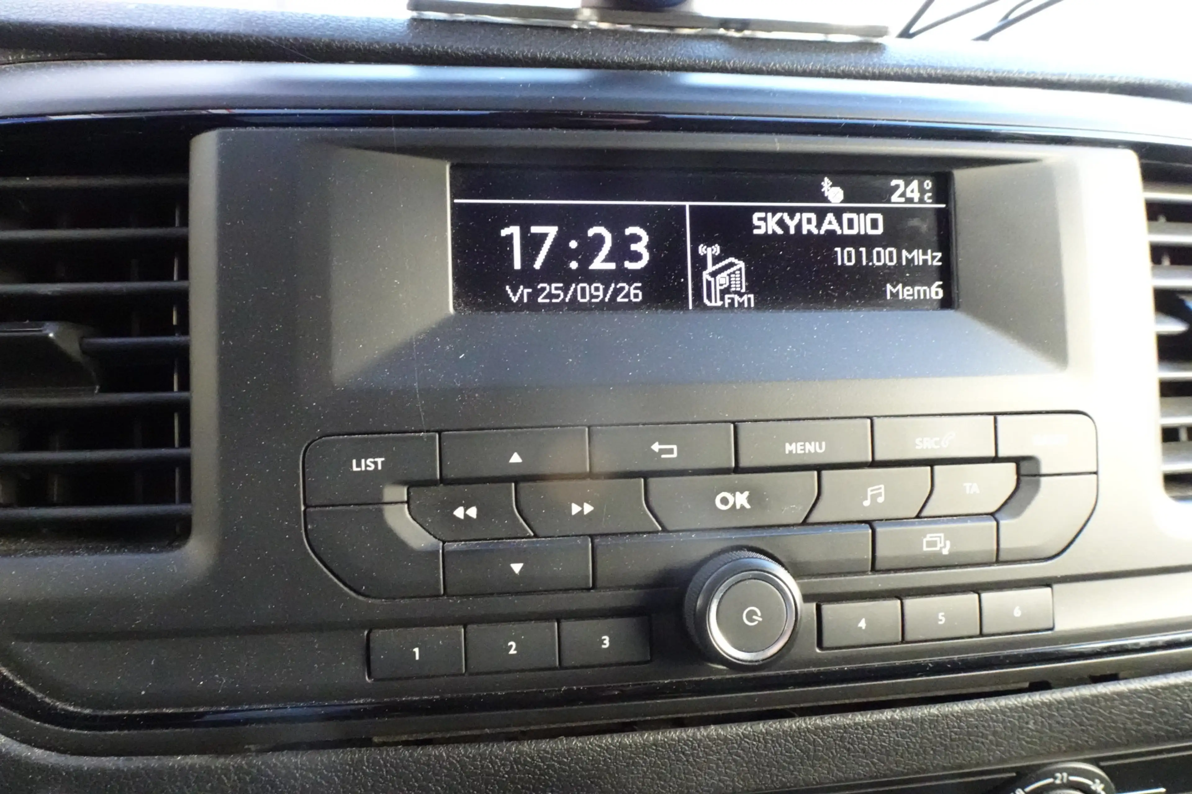 Peugeot Expert 226S 1.6 BlueHDI 95 Premium met imperiaal en betim — photo 12