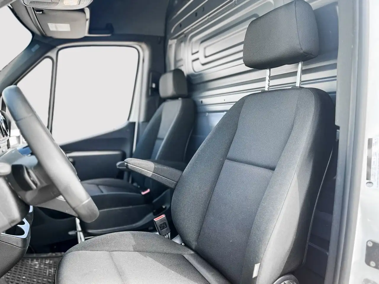 Mercedes-Benz Sprinter снимка Mercedes-Benz Sprinter