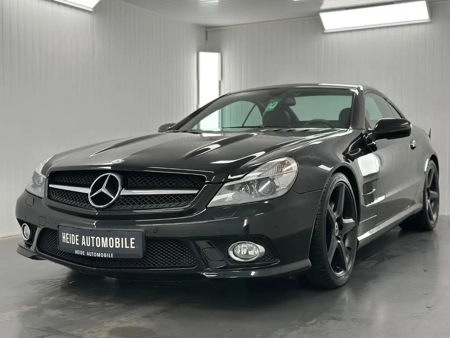 Mercedes-Benz SL 350 V6 Cabrio AMG Paket BiXenon Navi Tempomat Noir - 1