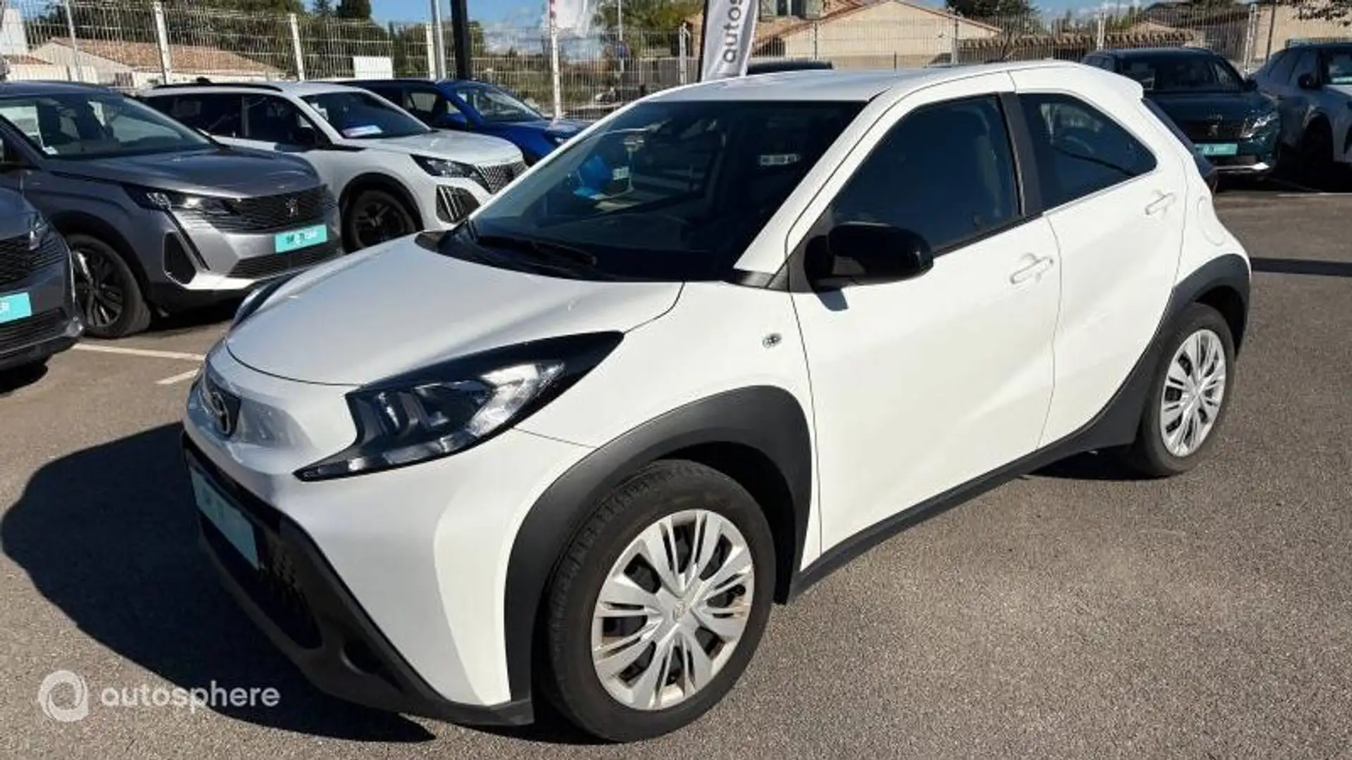 Toyota Aygo X 1.0 VVT-i 72ch Dynamic - 1