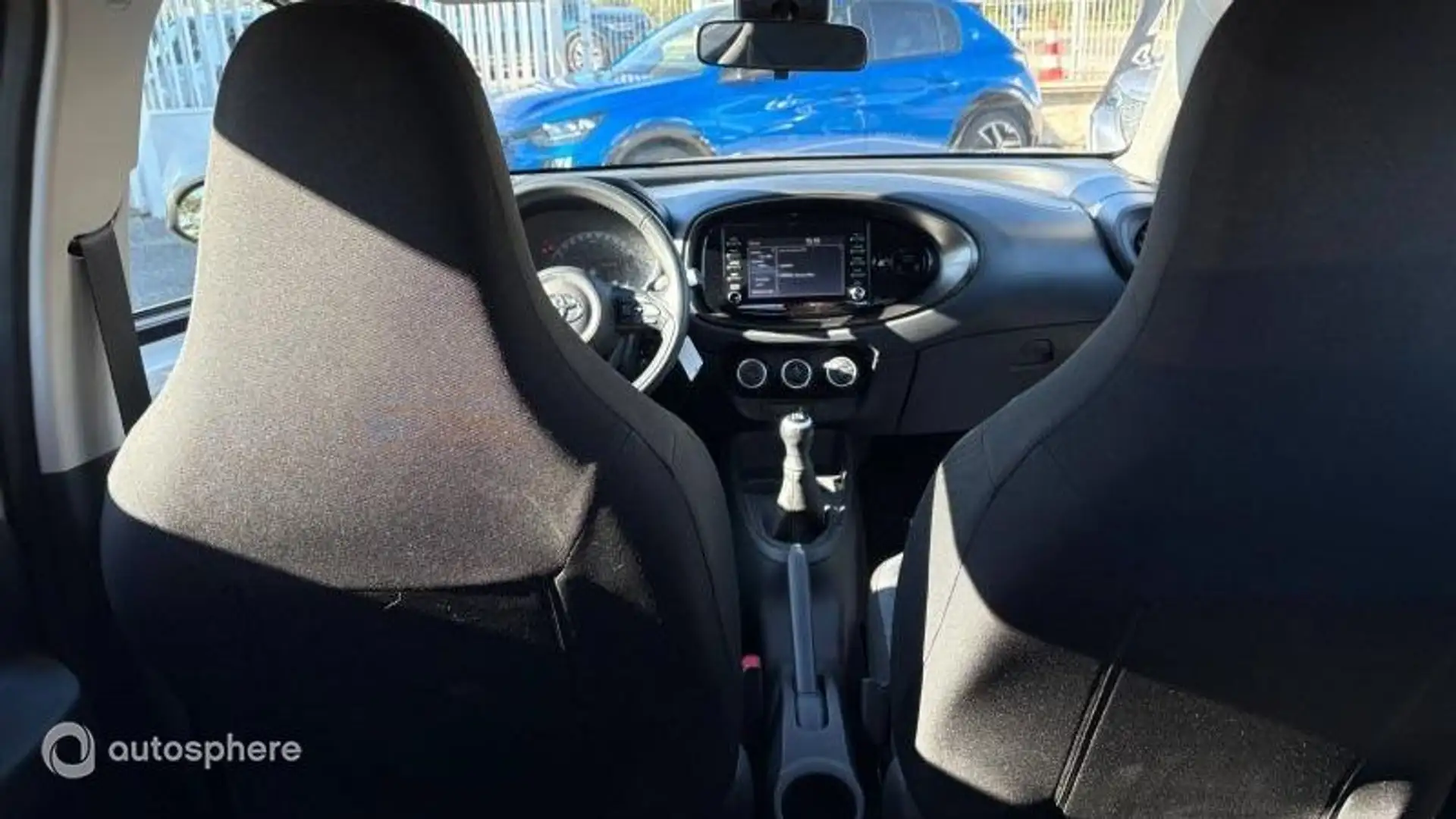 Toyota Aygo X 1.0 VVT-i 72ch Dynamic - 2