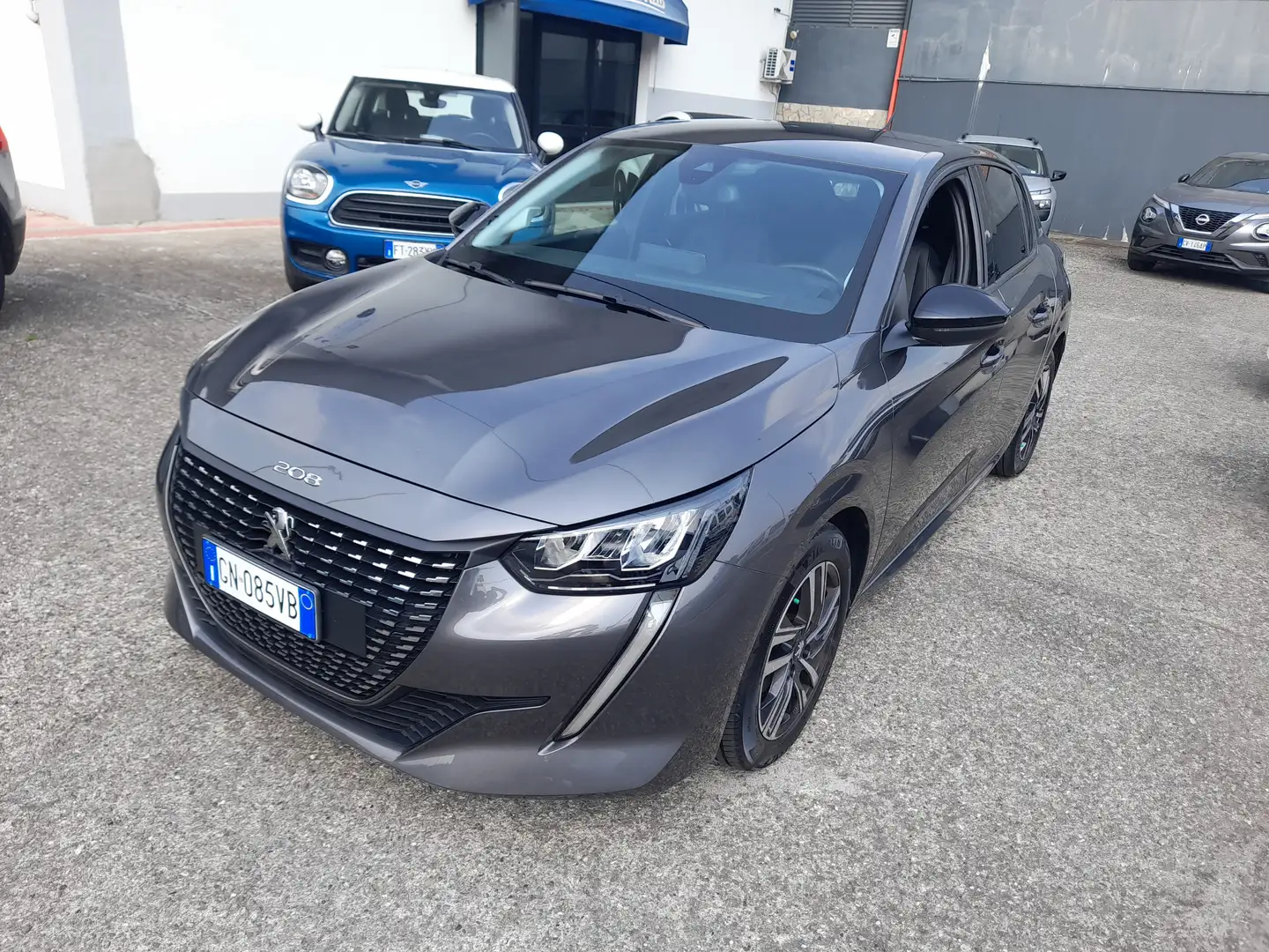 Peugeot 208 208 1.2 puretech Allure s Grau - 1