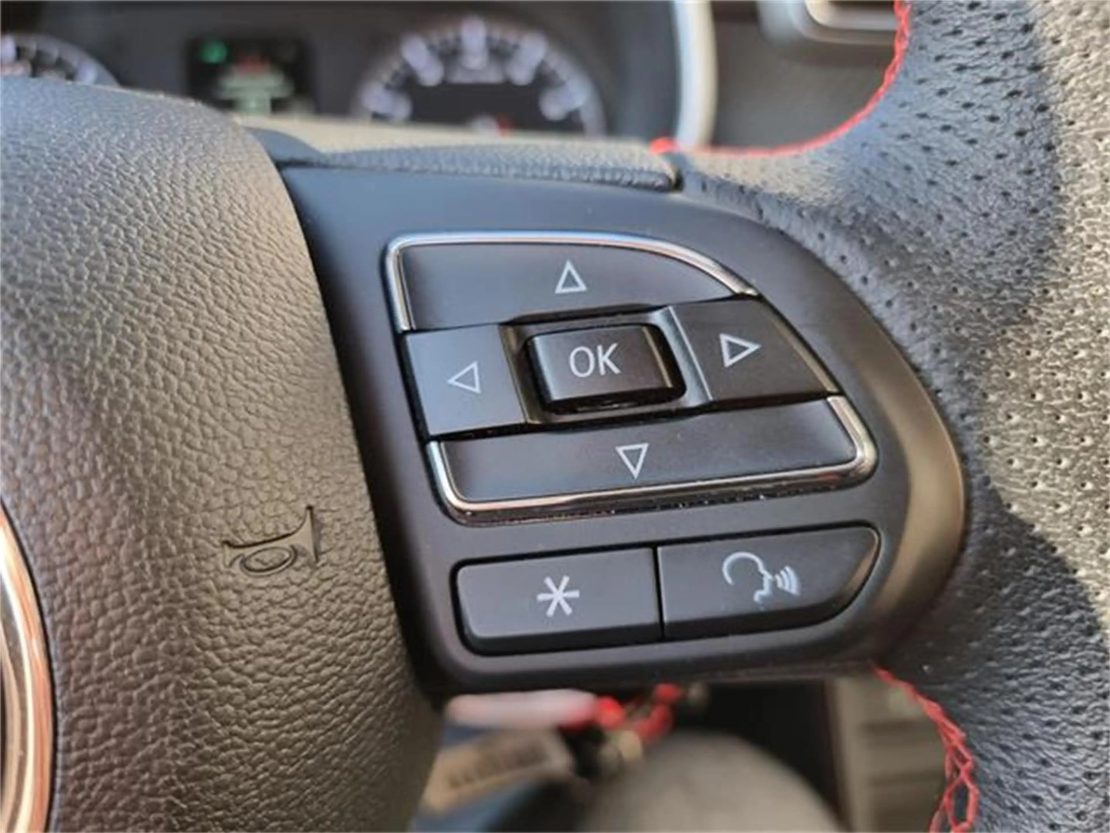 MG ZS 1.5 VTi Comfort — photo 12
