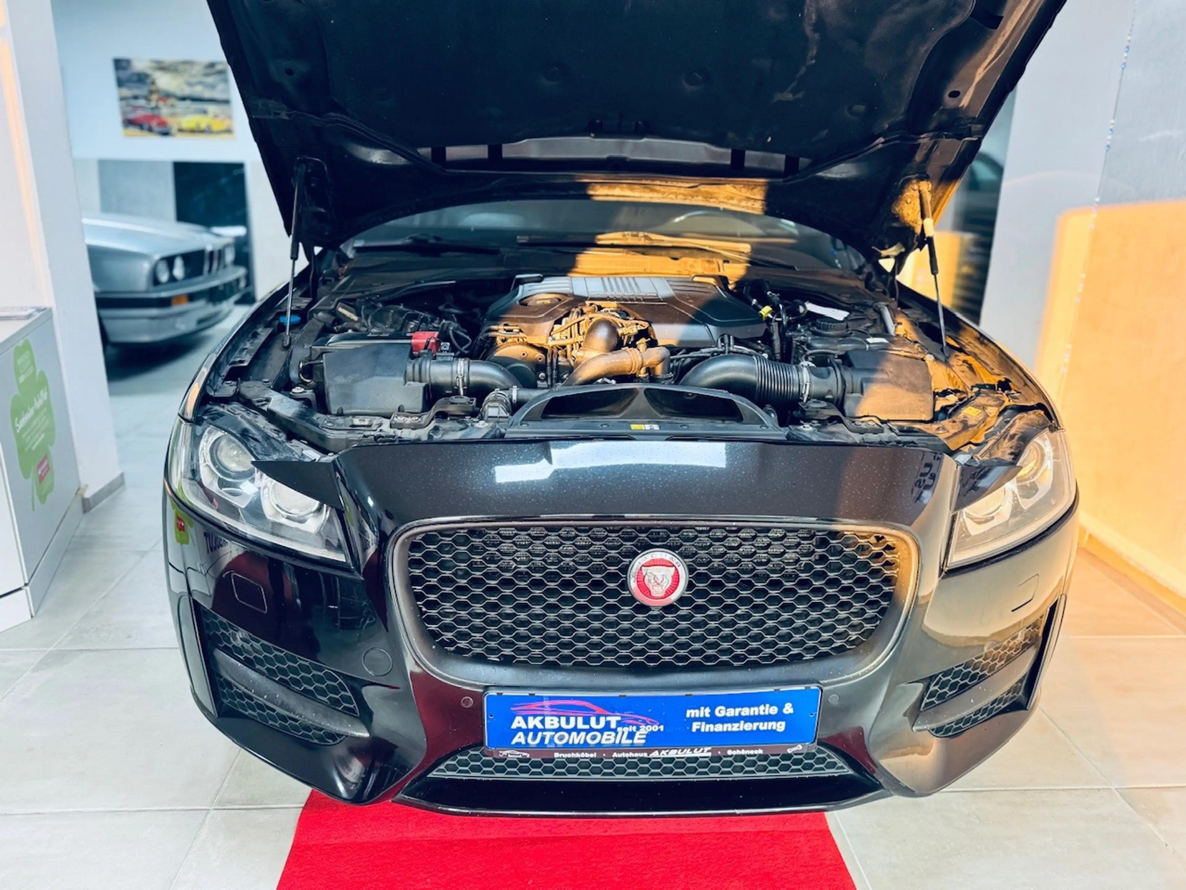 Jaguar XF Prestige*Finanzierung+Garantie+Inspektion* — photo 13