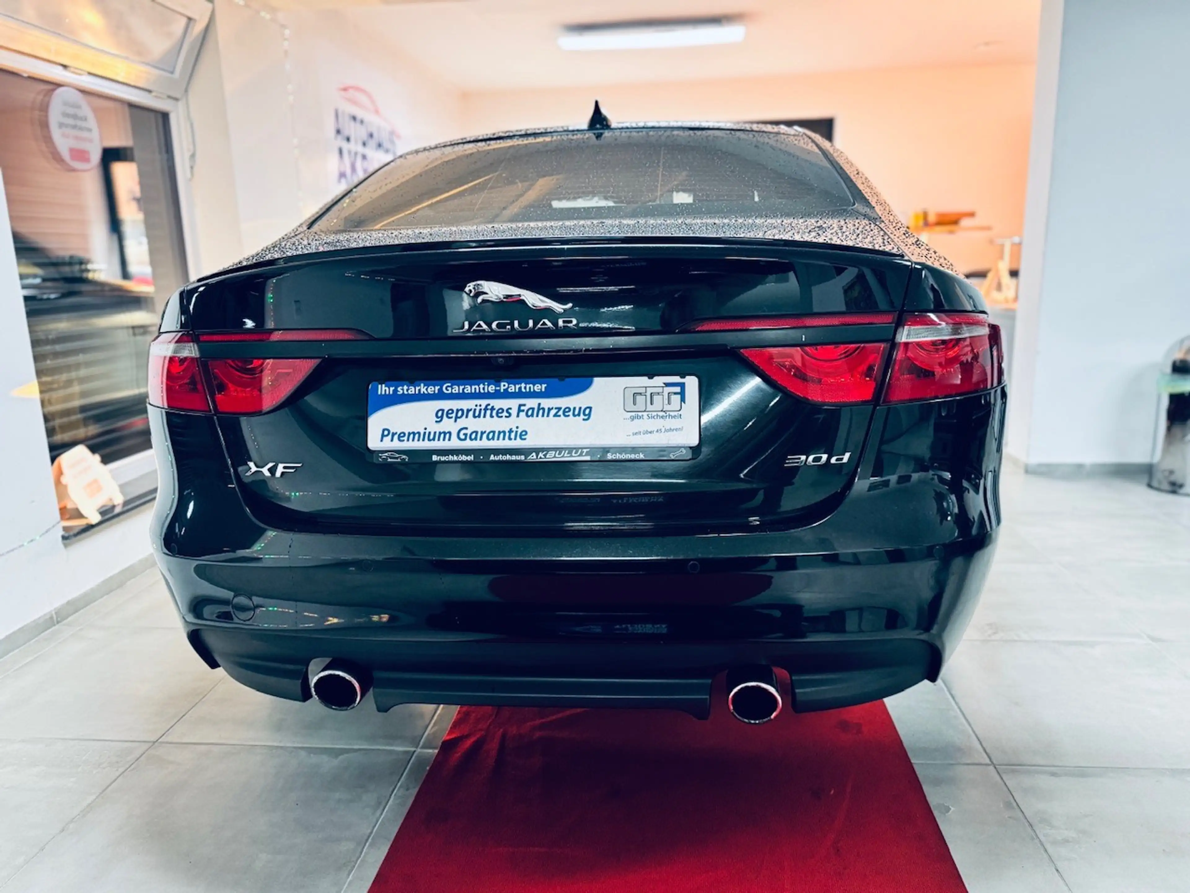 Jaguar XF Prestige*Finanzierung+Garantie+Inspektion* — photo 10