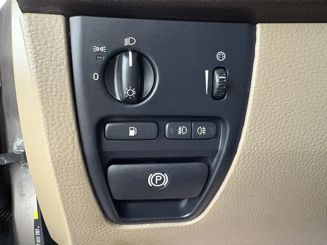 Volvo XC90 снимка Volvo XC90