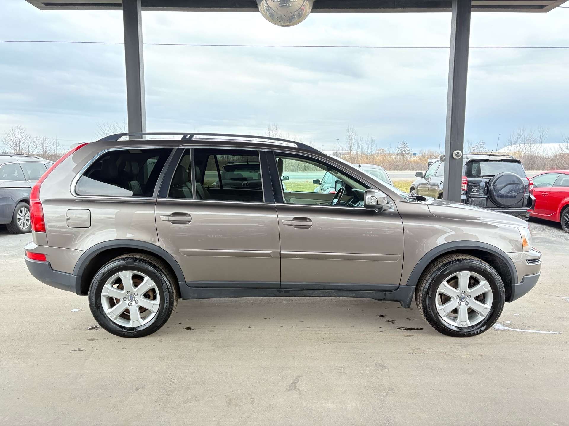 2010 Volvo XC90 AWD I6 I 1 OWNER I ACCIDENT FREE I CERTIFIED alt 3
