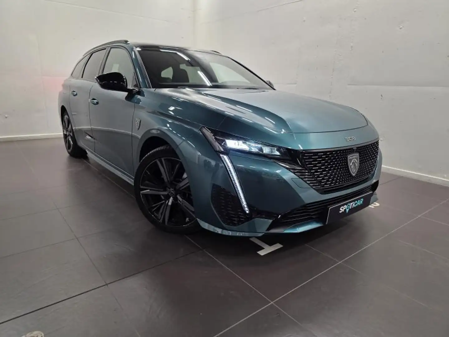 Peugeot 308 III & e- GT Blauw - 2