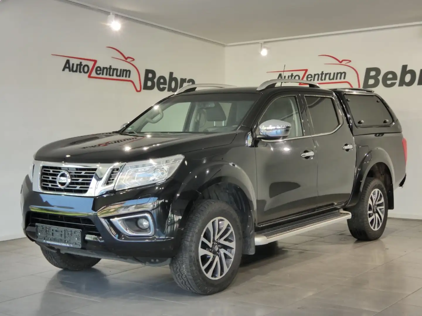Nissan Navara NP300 Acenta Double Cab 4x4 Xenon/Navi Siyah - 1