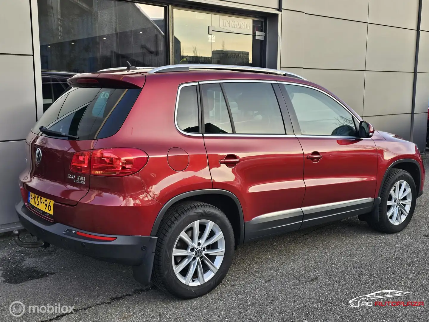 Volkswagen Tiguan 2.0 TSI Track&Field 4Motion Panorama/Trekhaak Rot - 2